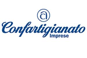Buche e dissesti sulla via per Campocecina, &quot;Transito impossibile per le due ruote&quot;: la segnalazione di Confartigianato Massa Carrara