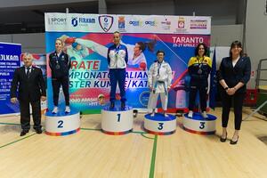 Ylenia Francini, dell&#039;ASD Spazio Sport di Forte dei Marmi, vince l&#039;oro ai Campionati Italiani Master di Karate 2025
