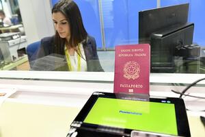 Partenza servizio passaporti uffici postali provincia di Massa Carrara