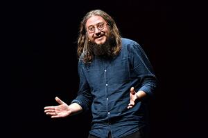 Rinviato causa maltempo lo spettacolo di  Roberto Mercadini  in programma mercoledì 20 agosto ad Avenza