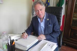 “Troppe strumentalizzazioni  sulla comunità Tiziano di Aulla: il servizio non si ferma&quot;: dice il sindaco Valettini