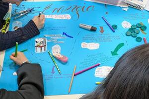 Il futuro parla inglese: la scuola secondaria Buonarroti di Marina di Carrara offre una curvatura Clil