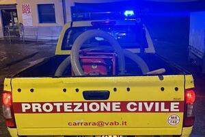 Maltempo a Carrara, Vab: &quot;Dispiegate tre squadre operative. Effettuati interventi per ripristino delle condizioni di sicurezza e alla tutela dell’incolumità pubblica&quot;