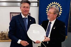 Il Rotary Club Carrara e Massa ringrazia l&#039;ex prefetto Claudio Ventrice