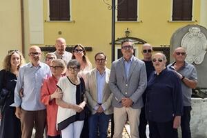 Intitolata a Ennio Fialdini la piazza dei Coccodrilli a Castagnola