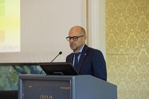 Avenza Si R-Esiste: incontro pubblico con l'economista Pierlio Baratta giovedì 21 maggio
