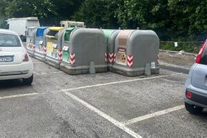 Spunta un'antenna 5g nel parcheggio di Gragnana: copertura internet per tutta la zona nonostante  le perplessità  dei residenti