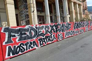 Lesione a un pilastro del Politeama Verdi: evacuate 11 famiglie