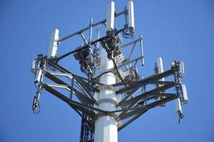 Traliccio per il 5g a Codena: i residenti protestano e il consigliere Mirabella parla di disinteresse verso l&#039;ambiente