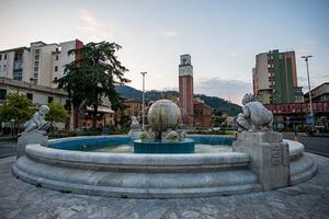 Successo per la passeggiata storica tra le fontane di Massa oerganizzata dal Salotto di Borgo del Ponte