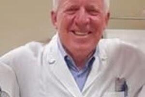 Il consigliere di maggioranza Guido Bianchini ha presentato in consiglio comunale una  mozione contro il taglio delle ore per insegnanti dl sostegno nelle scuole della provincia dl Massa-Carrara