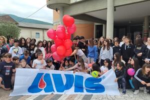 &quot;Donare il sangue è donare la vita: successo per il concors di disegno lanciato da Avis Aulla