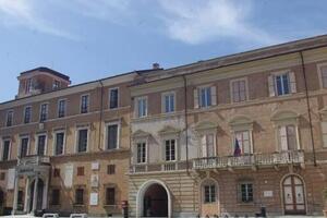 Trasloco della biblioteca, destinazione sconosciuta e servizi sospesi: la preoccupazione del comitato Ugo Pisa
