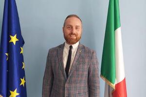 "Il professor Bacelli, portato da Anpi, ha sfruttato l'occasione del consiglio comunale solenne per fare una bieca propaganda contro il governo e Israele": il vicesindaco Andrea Cella spiega le ragioni che lo hanno spinto ad abbandonare la sala