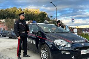 Ruba alcolici dal Conad di Aulla: arrestato dai carabinieri ventunenne marocchino già noto alle forze dell&#039;ordine