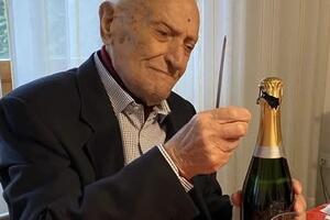 I cent’anni di Stefano Laricchiuta, una vita sul mare dalla Puglia al porto di  Marina di Carrara