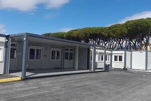 “Da due anni pazienti e medici nei container al Monoblocco. Arrighi chiarisca quali iniziative ha assunto”: la critica di Andrea Tosi della Lega