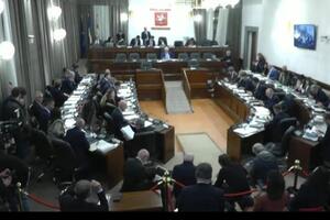 Insediamento in Regione: Saccardi guida il Consiglio, presentata anche la nuova Giunta regionale