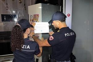 Vendevano alcolici ai minorenni: sospesa dalla questura per tre giorni l&#039;attività commerciale  di un locale di Marina di Massa