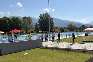 Entusiasmo per la nuova piscina   comunale di Massa: nuovo luogo di sport e socialità restituito alla città