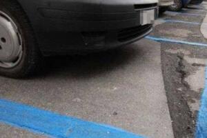 A Carrara continuano i cantieri e i disagi: prorogata fino a marzo la garatuità dei parcheggi del centro