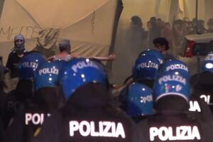 Bologna: pieno sostegno alle Forze dell'Ordine. Basta con chi alimenta odio e violenza.