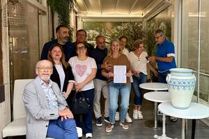 Estratti i biglietti della lotteria benefica voluta dai commercianti di Aulla che ha coinvolto le scuole