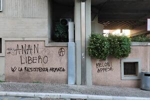 On. Amorese di FdI: "A Massa sinistra radicale sporca città con minacce a Meloni"