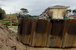 Varco sull'argine destro del Frigido lasciato dal cantiere: Italia Nostra Massa Montignoso chiede rapido intervento