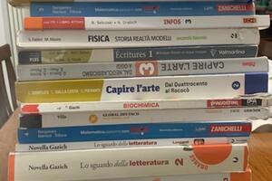 Libri gratis: dal 3 giugno le domande per accedere al progetto della Regione Toscana per gli studenti delle scuole medie e superiori