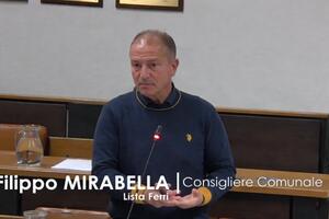 "La giunta Arrighi aumenta la Tari in una città in ginocchio": la critica del consigliere Mirabella