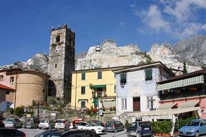 Colonnata: da sabato 4 aprile tornano zona a traffico limitato e bus navetta gratuito