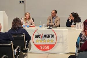 Bonifiche e futuro del territorio: ampia partecipazione alla presentazione del libro "Cicatrici di terra, semi di speranza"