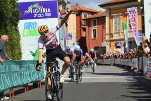 Giro della Lunigiana, Haugetun e Van Kerckhove, classe 2008 al comando