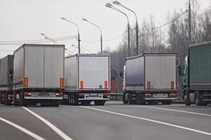 Autotrasporto, CNA Massa Carrara: “Dal caro gasolio stangata da 2.400 euro per ogni tir. Restituire alle imprese l’extragettito IVA e fermare le speculazioni”