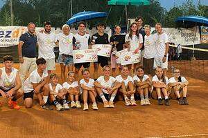 Club Nautico Marina di Carrara: successi per le atlete gialloblù nei tornei di tennis luglio