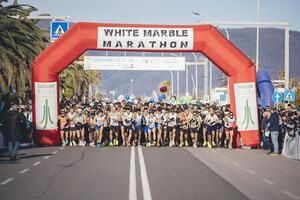 White Marble Marathon, è tutto pronto: il litorale apuano si prepara a correre