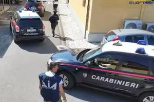 Ancora un arresto nell&#039;ambito dell&#039;operazione antidroga &quot;Tramonto&quot; dei carabinieri: è un cinquantenne carrarese che rientrava dall&#039;estero