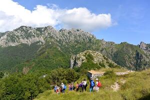 Crescono le presenze nel Parco delle Apuane. Quasi un milione di persone hanno visitato le Apuane negli ultimi mesi