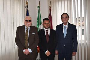 Incontro di Forza Italia Massa Carrara con  il questore Allegra  per parlare di immigrazione