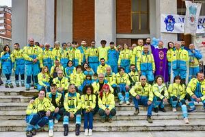 Nuovo servizio gratuito per gli anziani a Carrara: la Misericordia di Massa li accompagnerà a fare la spesa, in farmacia e dal medico