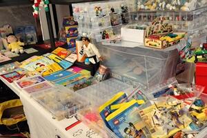 Al centro commerciale MareMonti di Massa tre giorni dedicati al collezionismo: torna la mostra-mercato di "Fumetti e dintorni"