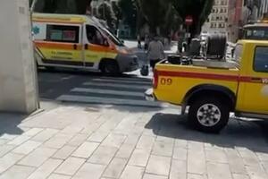 Temperatura infuocata in Piazza Matteotti : il Paper Fest de Il fatto Quotidiano trasloca in Accademia a Carrara