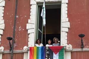 Tutti i partiti della sinistra locale difendono la bandiera della Palestina esposta dal presidente della Provincia Lorenzetti su Palazzo Ducale