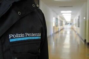 Detenuto italiano operato all'OPA distrugge dà in escandenscenze e ferisce due agenti di polizia penitenziaria