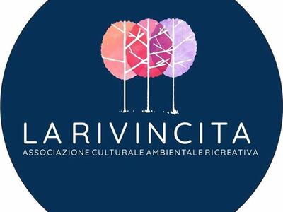 Informare per proteggere: "La Rivincita" e le Forze dell'Ordine nelle scuole di Massa Carrara