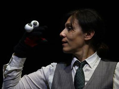"Marionette", commedia dell'arte e " Esplorando i confini" live elettro-acustico: il weekend del 10 e 11 ottobre al Teatro di Terra di Carrara