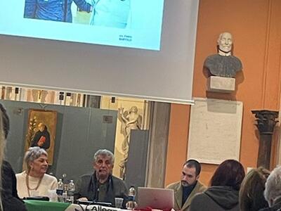 "Restiamo umani": commuove la testimonianza del dottor Bortolo sui migranti nel convegno organizzato dal comune di Fivizzano