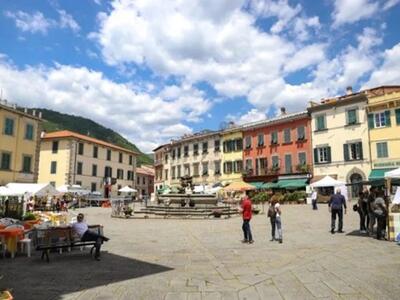 L'incoerenza politica di cui la sinistra accusa il presidente della Provincia Valettini è una pratica comune in Lunigiana: il consigliere fivizzanese Daniele Rossi ricorda altri passaggi storici di casacca