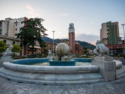 Successo per la passeggiata storica tra le fontane di Massa oerganizzata dal Salotto di Borgo del Ponte